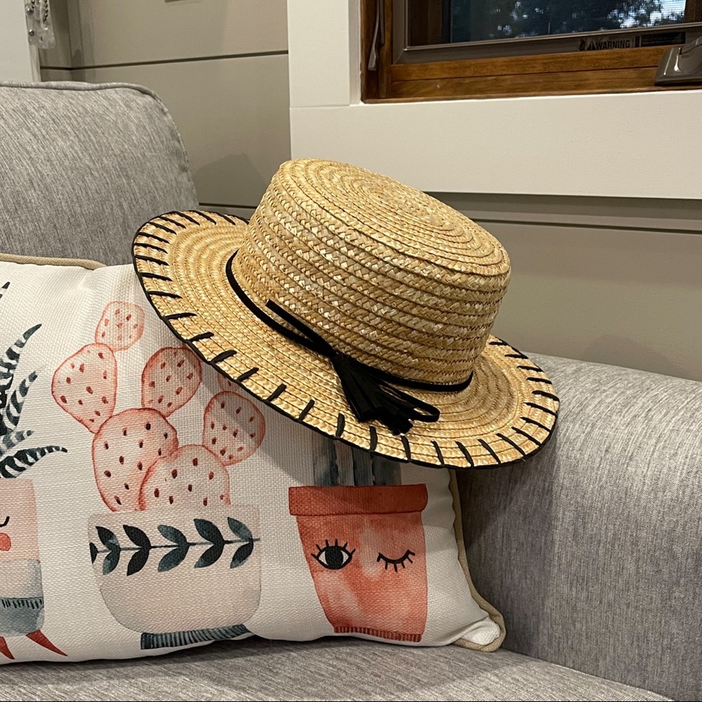 🚫SOLD🚫 No Boundaries Straw Hat Beach